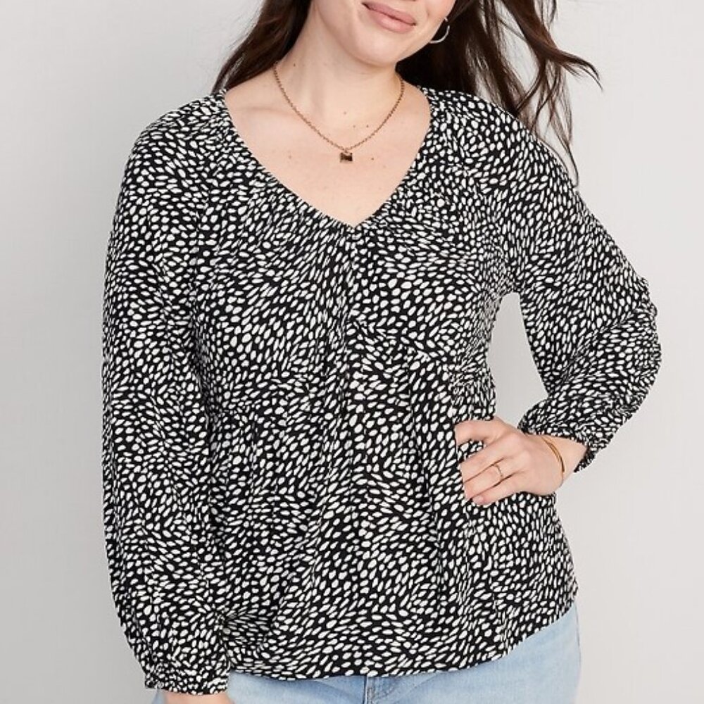 Old Navy Long-Sleeve V-Neck Crinkled Boho Top Large Tall